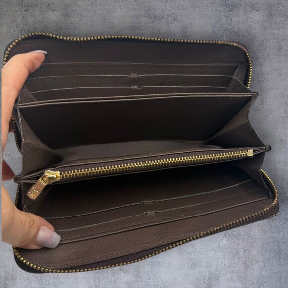 Louis Vuitton Damier Ebene Zippy Wallet - Picture 6 of 6